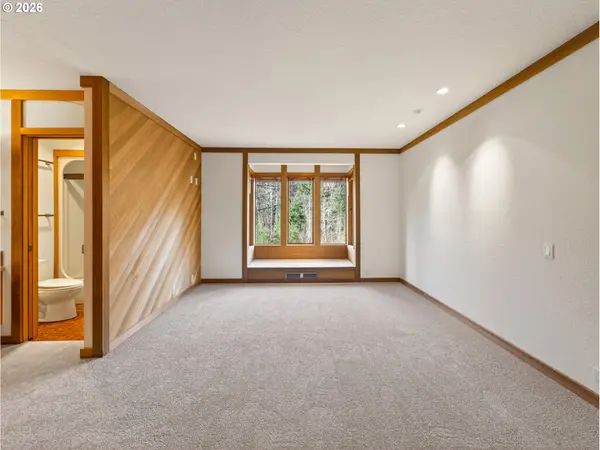 26249 E WELCHES RD #12, Welches, OR 97067