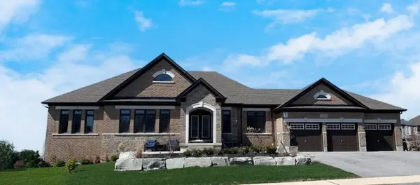 22 Stewart CRES, Essa, ON L0L 2N0