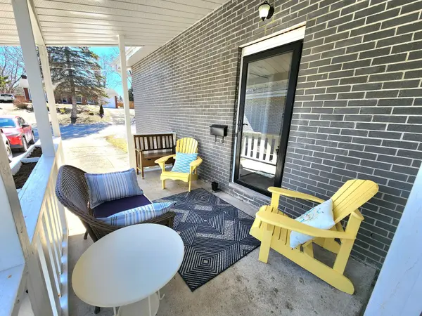 339 Abbott ST, Brockville, ON K6V 4B2