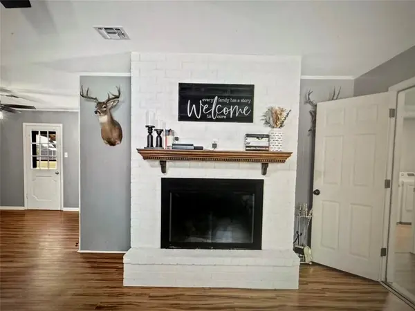 521 Wood, Axtell, TX 76624