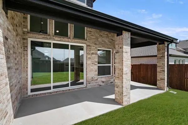 3718 Milwaukee Avenue, Midlothian, TX 76065