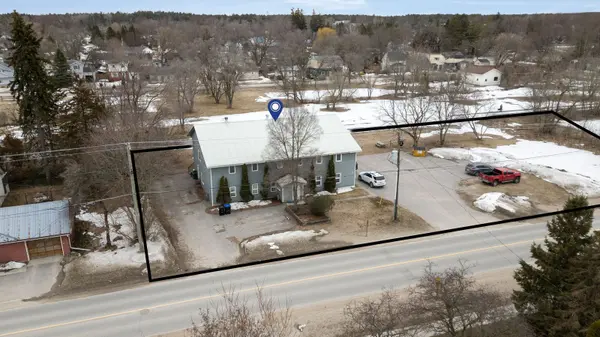 94 King ST, Essa, ON L0M 1B0