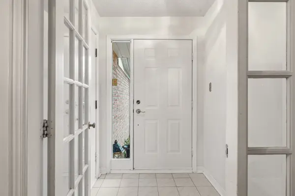 4150 Millcroft Park DR, Burlington, ON L7M 3V1