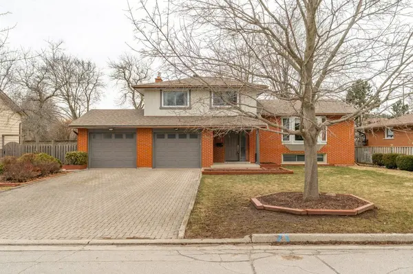 15 Hickory ST,  Guelph,  ON N1G 2X2