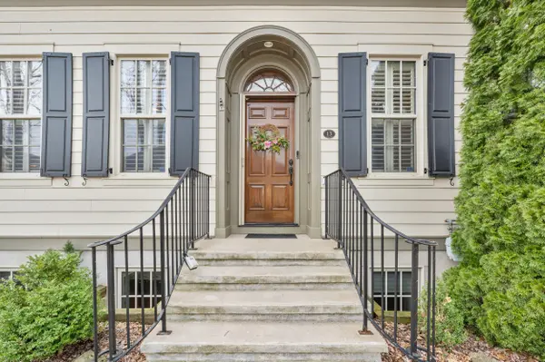 13 COLONEL COHOE ST, Niagara-on-the-lake, ON L0S 1J0