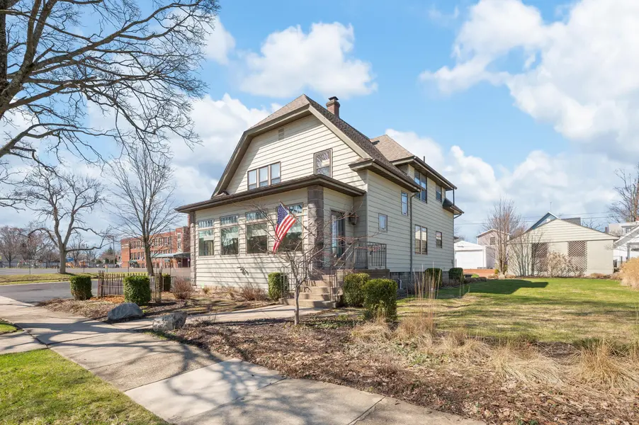 516 Church ST, St. Joseph City, MI 49085