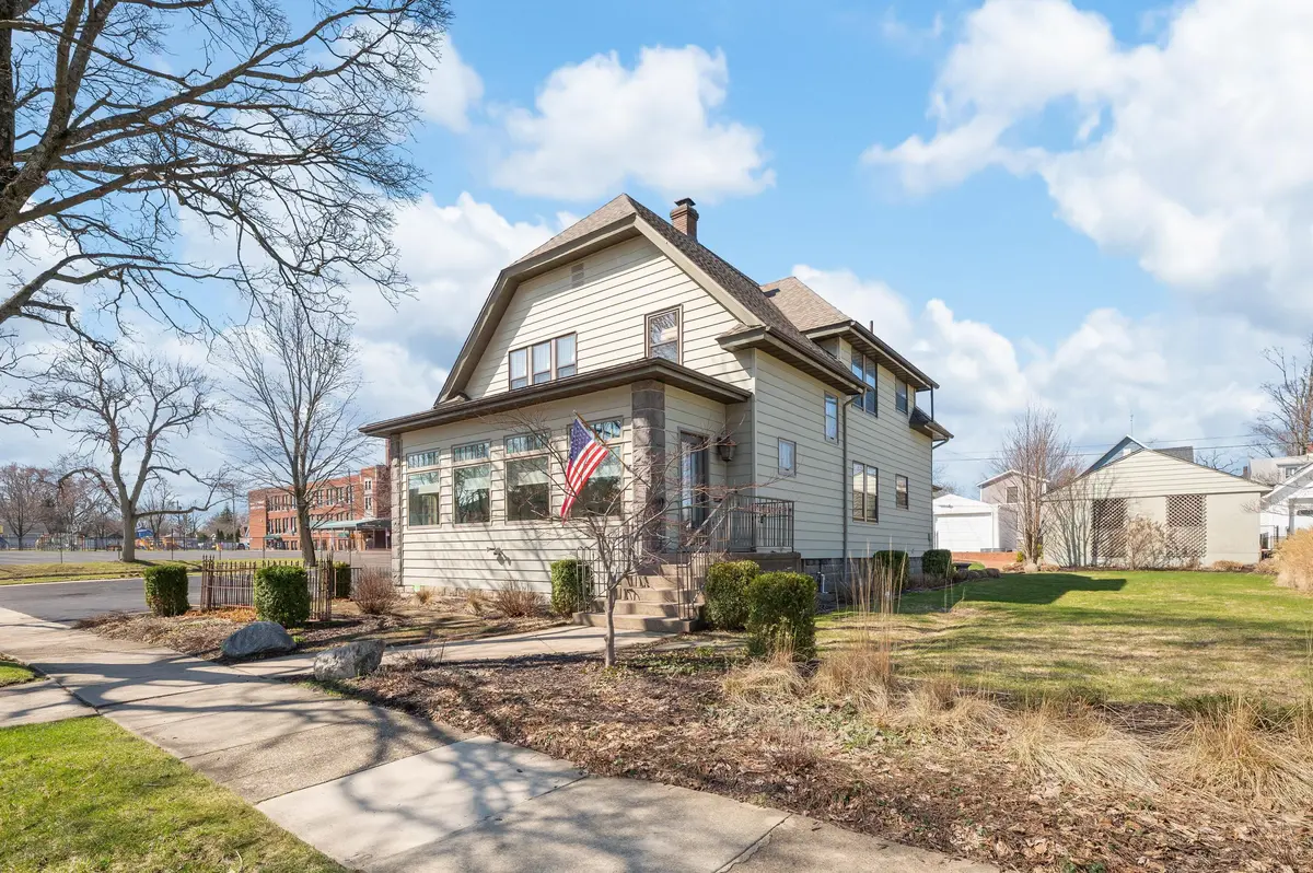 516 Church ST, St. Joseph City, MI 49085