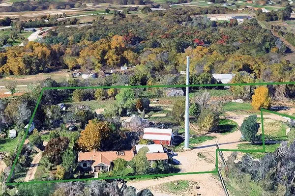 1702 Oliver Street, Weatherford, TX 76086