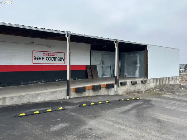 1762 S ADAMS DR, Madras, OR 97741