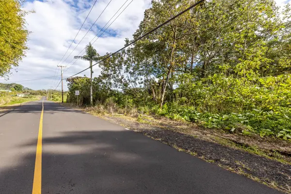 17-855 OLAA RD, Kurtistown, HI 96760