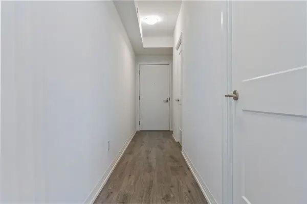 28 Widmer ST #4021, Toronto C01, ON M5V 0T2