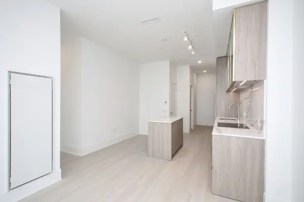 36 Olive AVE #PH04, Toronto C14, ON M2N 0M4