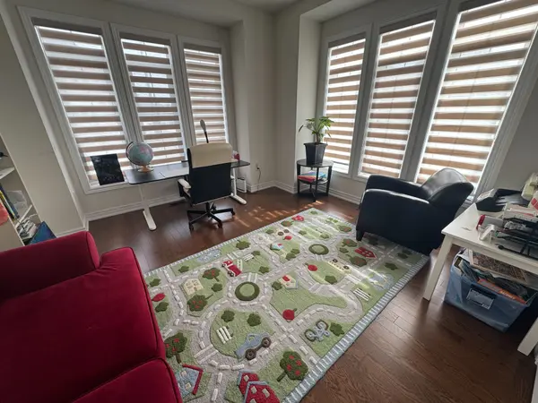 1 Stilton AVE, Vaughan, ON L4H 5B9