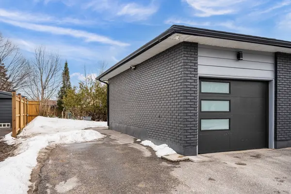 263 Cook ST, Barrie, ON L4M 4H7