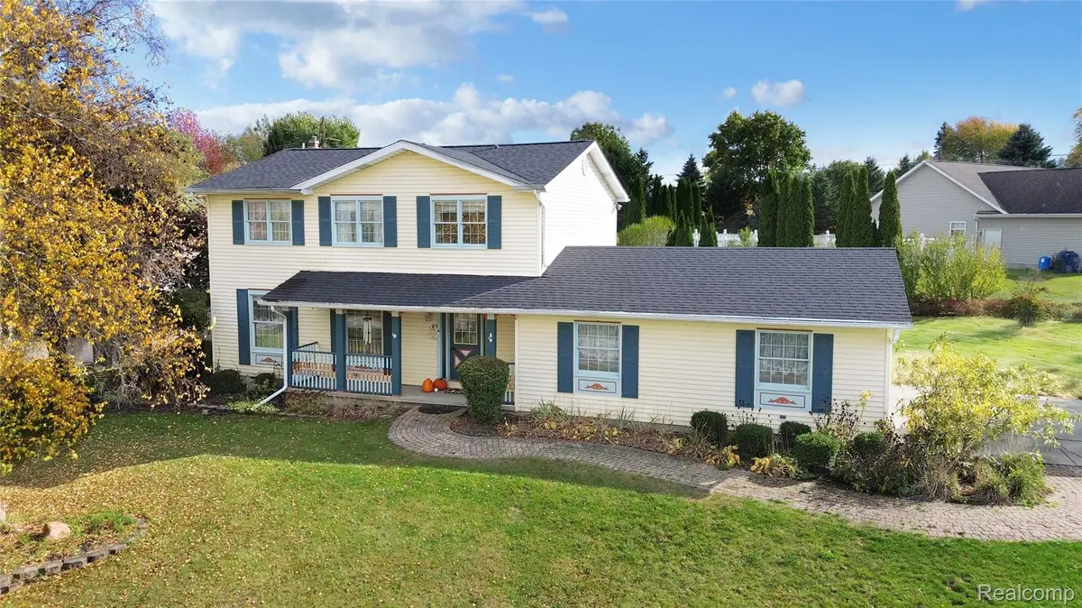 15489 Linden RD, Linden, MI 48451