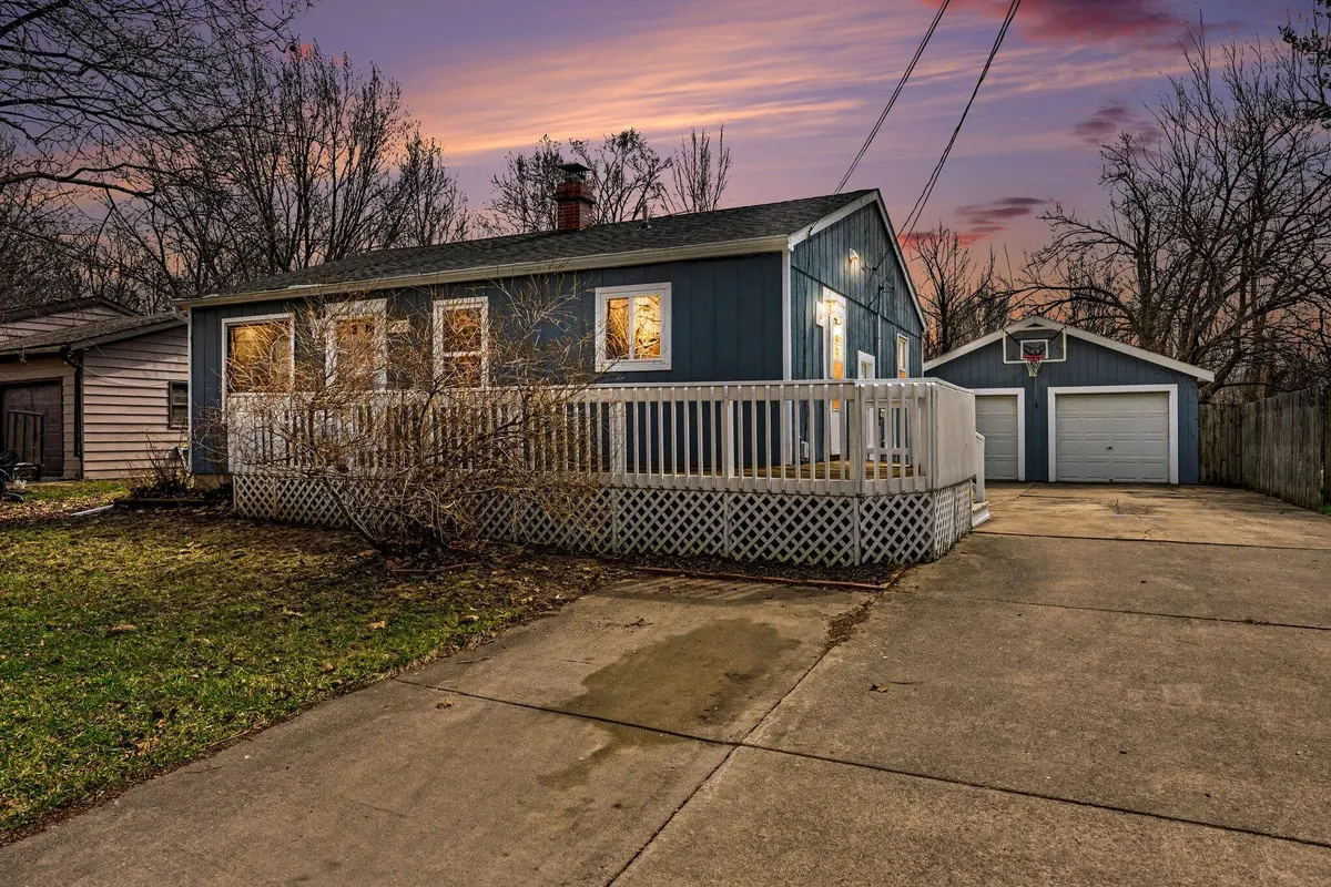 4722 Lexington AVE, Portage City, MI 49002