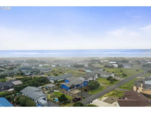 2605 NW PARKER AVE, Waldport, OR 97394