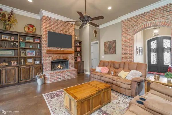 567 Ramsey Drive, Stonewall, LA 71078