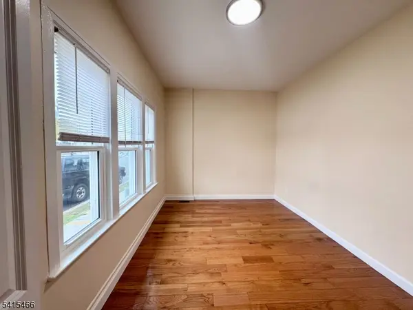 58 S 21St St, Kenilworth Boro, NJ 07033