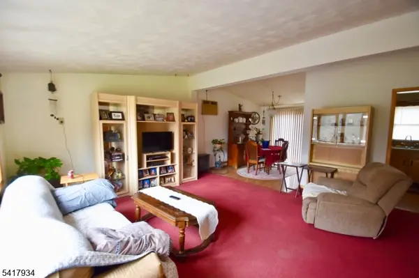 37 Jones Ln, Hardwick Twp., NJ 07825