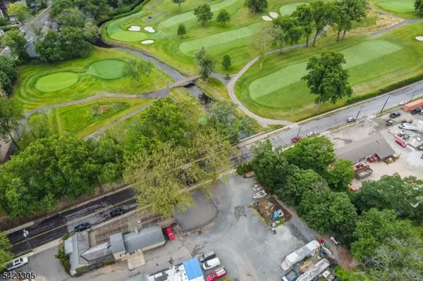 1 Pierson Rd, Maplewood Twp., NJ 07040