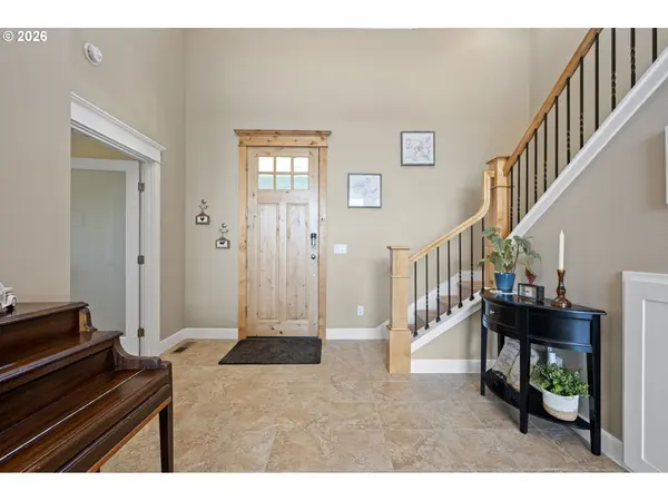 29246 MCMULLEN LN, Junction City, OR 97448