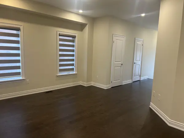 26 Mac Campbell WAY, Bradford West Gwillimbury, ON L3Z 4M7