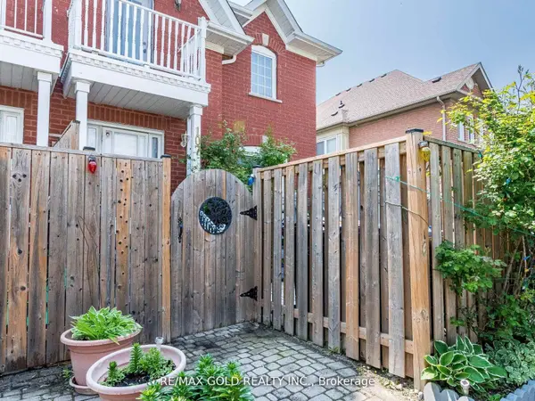 107 Clover Bloom RD, Brampton, ON L6R 1S6