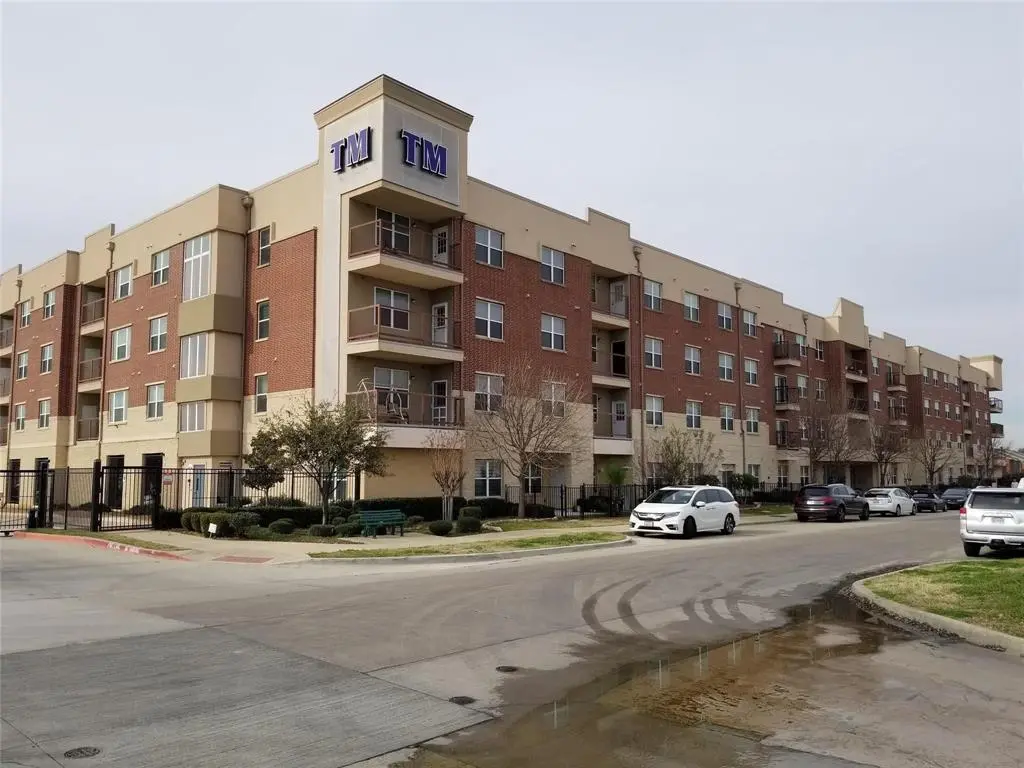 1100 W Trinity mills Road #2013, Carrollton, TX 75006