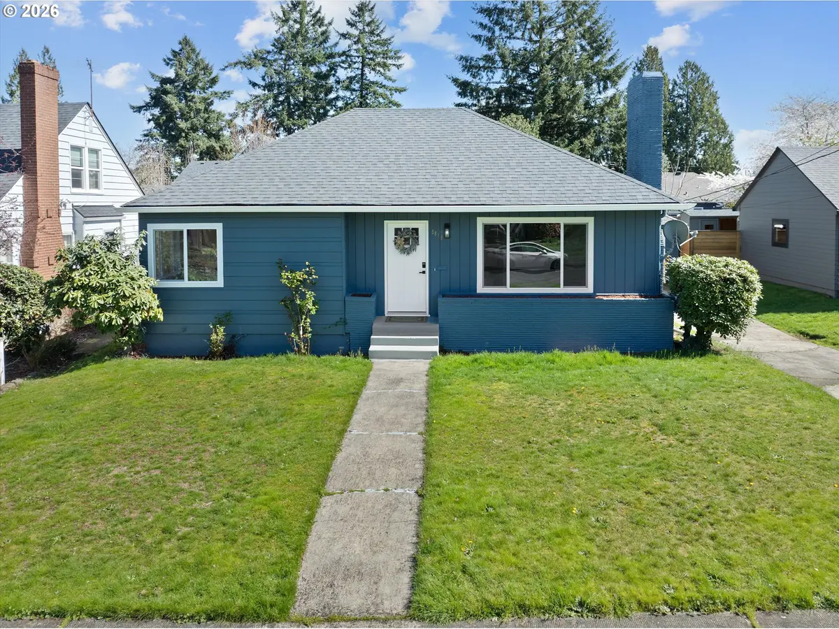 5818 NE 35TH PL, Portland, OR 97211