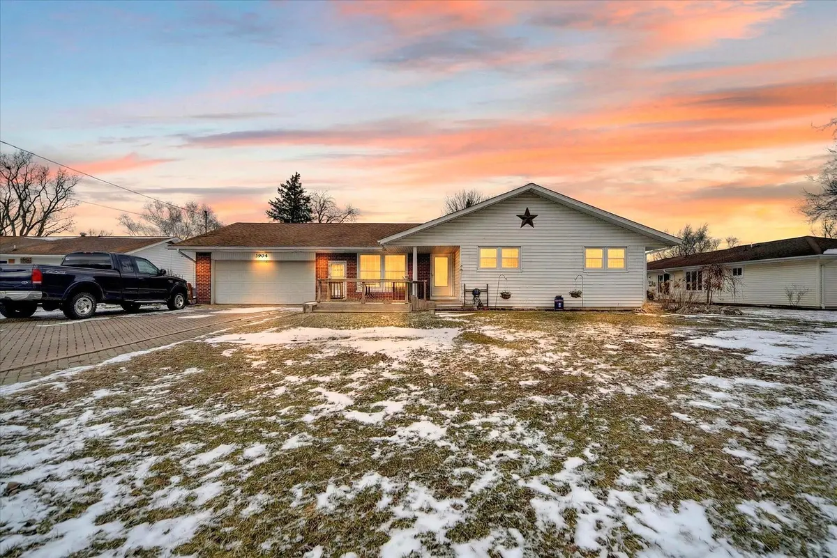 3904 Memory LN, Leoni Twp, MI 49201