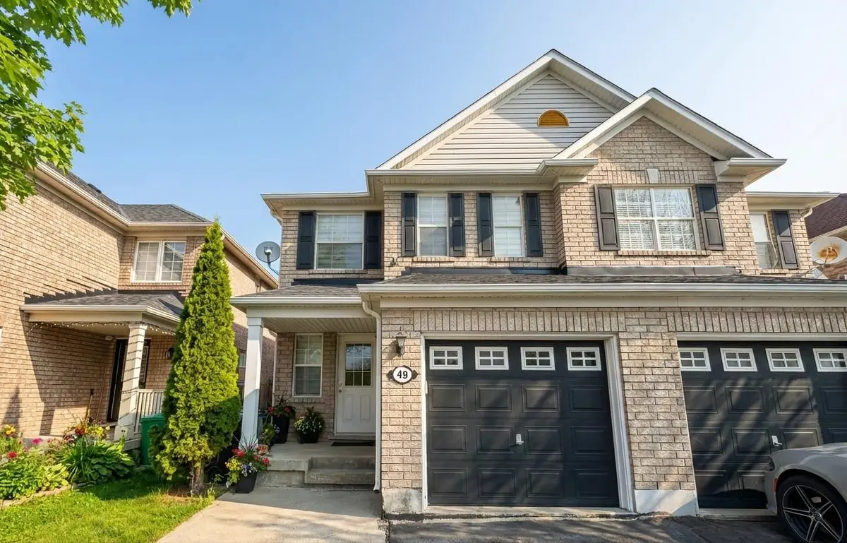 49 Eastway ST, Brampton, ON L6S 6L9