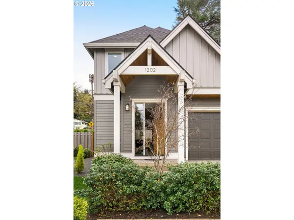 1202 SPRUCE ST, Lake Oswego, OR 97034