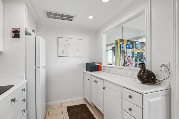 6211 W Northwest Highway #2306, Dallas, TX 75225