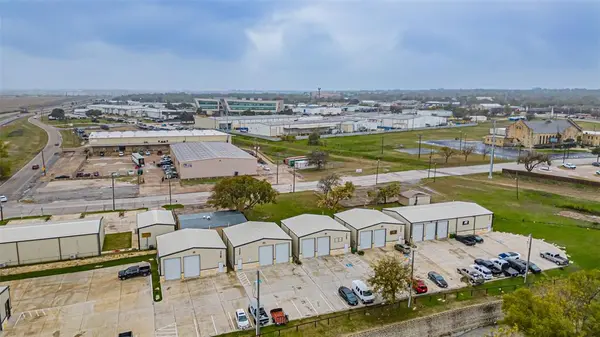 132 N Grants Lane, White Settlement, TX 76108