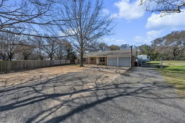 329 Lorene Street, Burleson, TX 76028