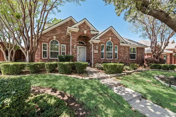 2112 Wallbrook Drive, Lewisville, TX 75067