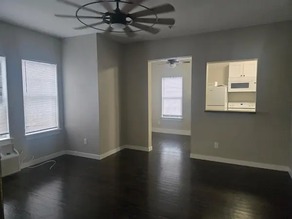 707 NW 4th Avenue #202, Mineral Wells, TX 76067