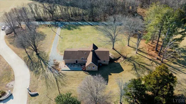 4087 Lowry RD, Goode, VA 24556