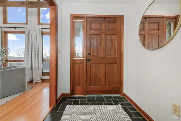 4087 Lowry RD, Goode, VA 24556