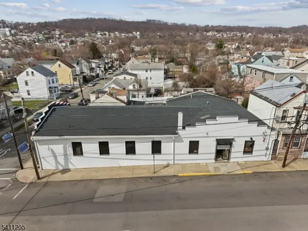 246 Paterson Ave, Paterson City, NJ 07502