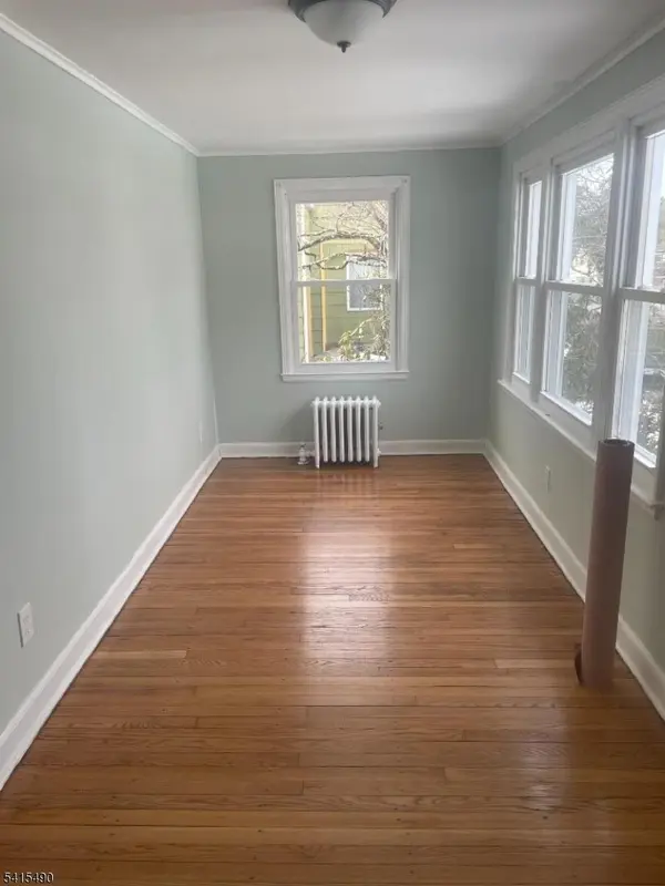 9 Pierson St, Bloomfield Twp., NJ 07003