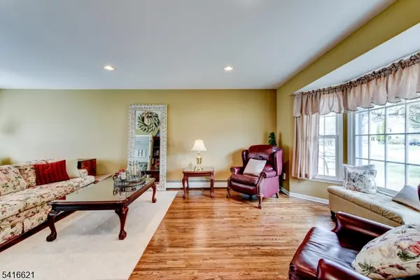 149 Flocktown Rd, Washington Twp., NJ 07853