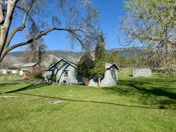 1107 JASPER ST, Cove, OR 97824