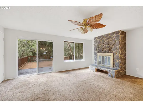 6701 SE 122ND AVE, Portland, OR 97236