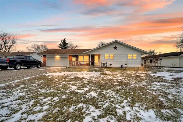 3904 Memory LN, Leoni Twp, MI 49201