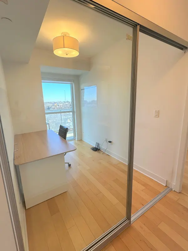 58 Orchard View BLVD #1211, Toronto C03, ON M4R 0A2