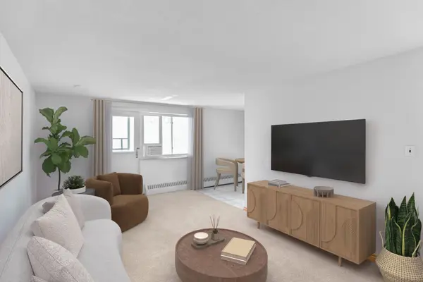 936 Glen ST #312, Oshawa, ON L1J 5Z7