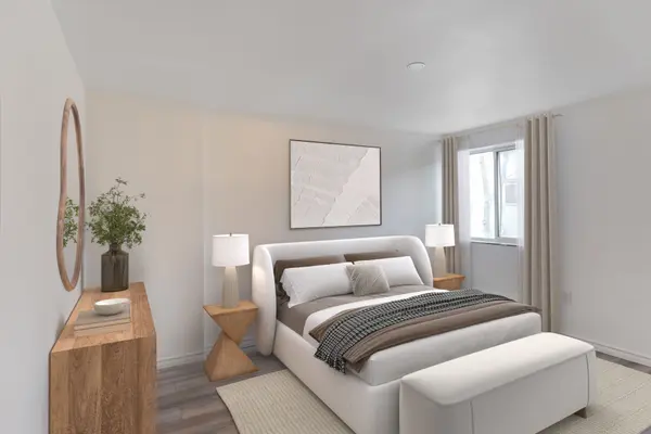 936 Glen ST #312, Oshawa, ON L1J 5Z7