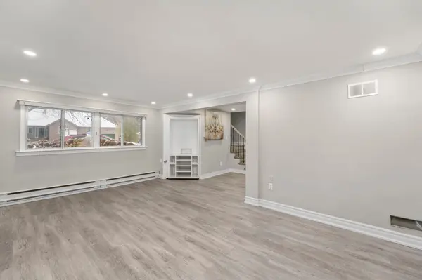 41 Shirlea BLVD, Georgina, ON L4P 1L1